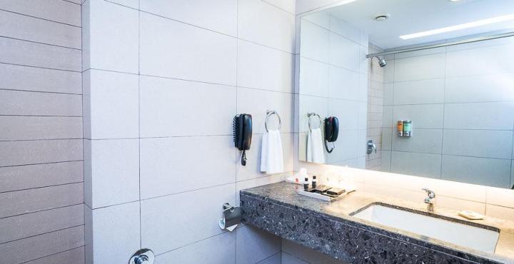 Suba International Sahar Road 4*